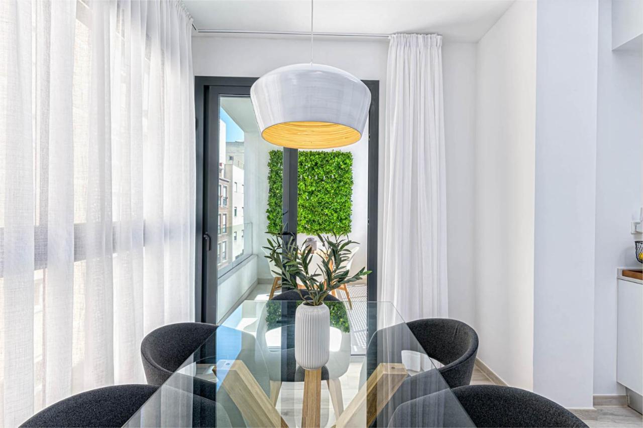 Constancia Apartment In Malaga By Solaga Holiday Homes Экстерьер фото