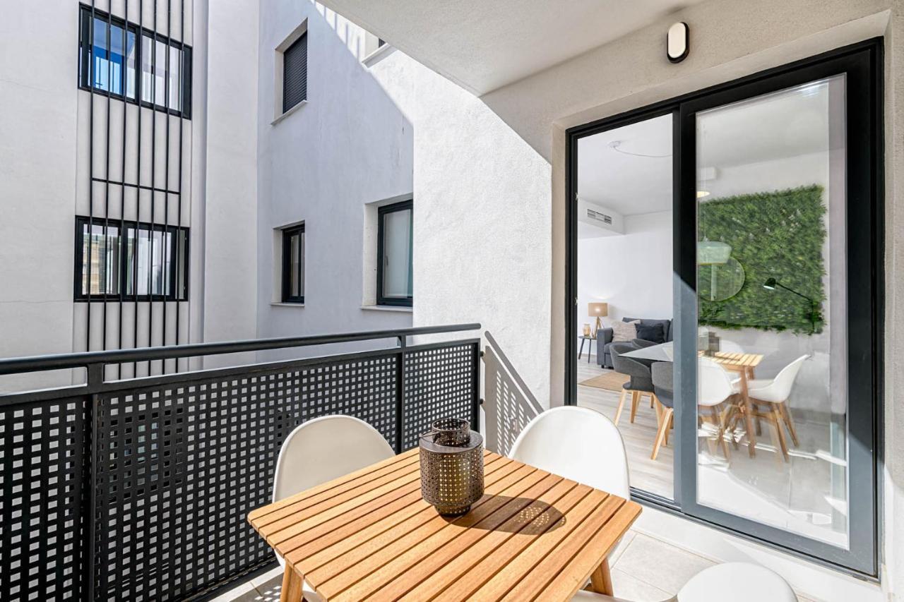 Constancia Apartment In Malaga By Solaga Holiday Homes Экстерьер фото